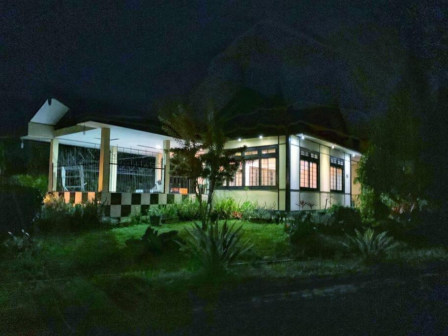Designer Villa Osaka Пунчак Экстерьер фото